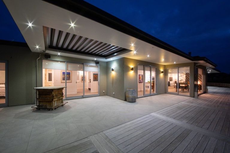 Photo of property in 49 Tutakarae Road, Kelvin Grove, Palmerston North, 4470