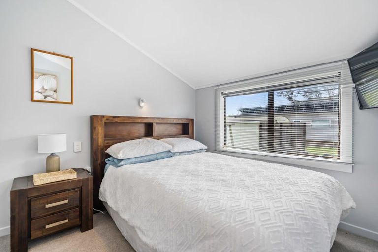 Photo of property in 37b Te Kapua Street, Oakura, Hikurangi, 0184
