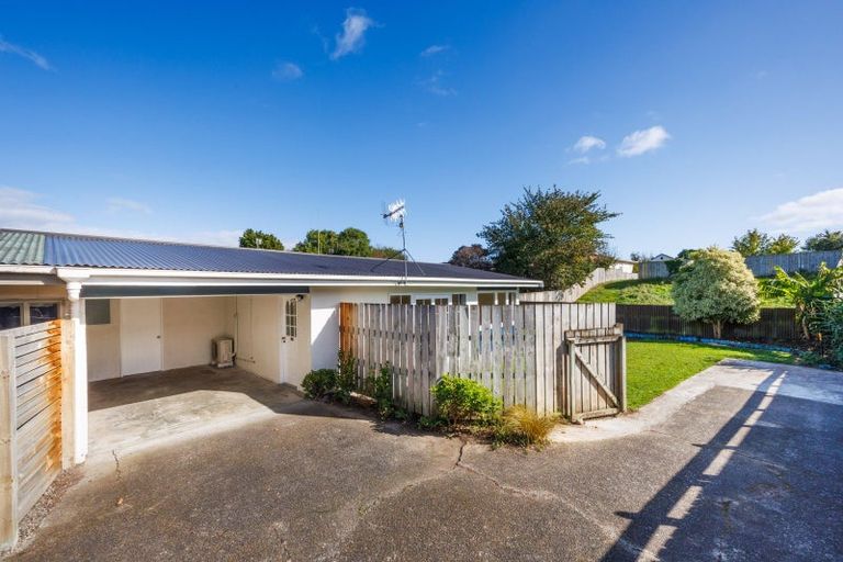 Photo of property in 15b Churchill Avenue, Hokowhitu, Palmerston North, 4410