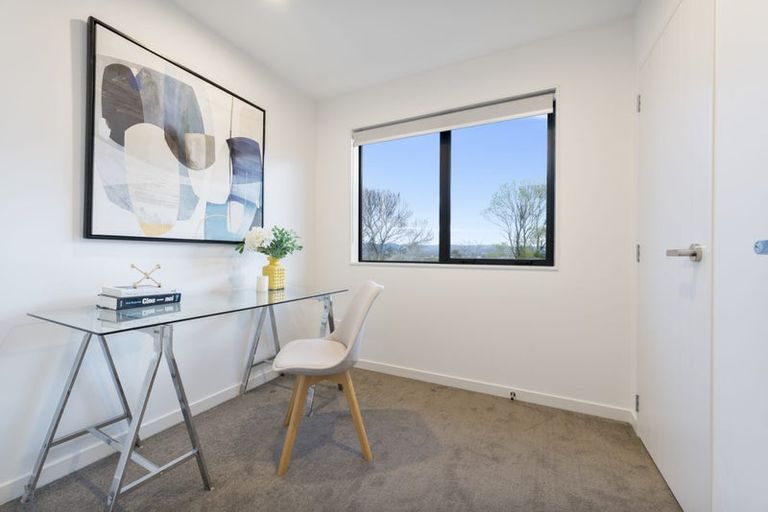 Photo of property in 29d Mackenzie Street, Te Atatu South, Auckland, 0610