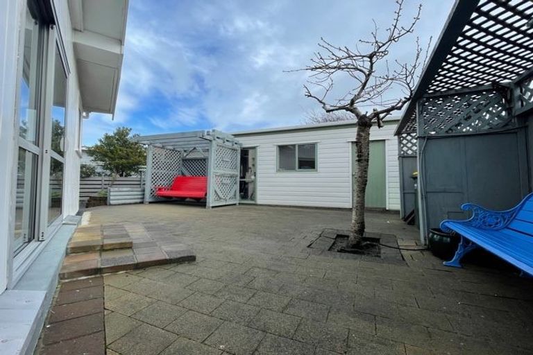 Photo of property in 96 Knights Road, Hutt Central, Lower Hutt, 5010