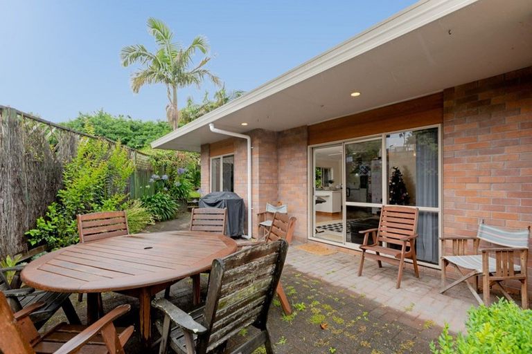 Photo of property in 17 Thornlea Drive, Welcome Bay, Tauranga, 3112