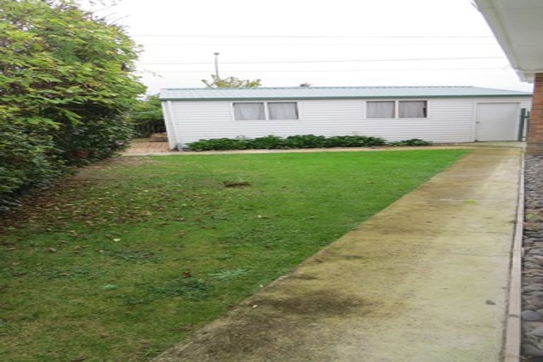 Photo of property in 36 Sandwich Road, St Andrews, Hamilton, 3200