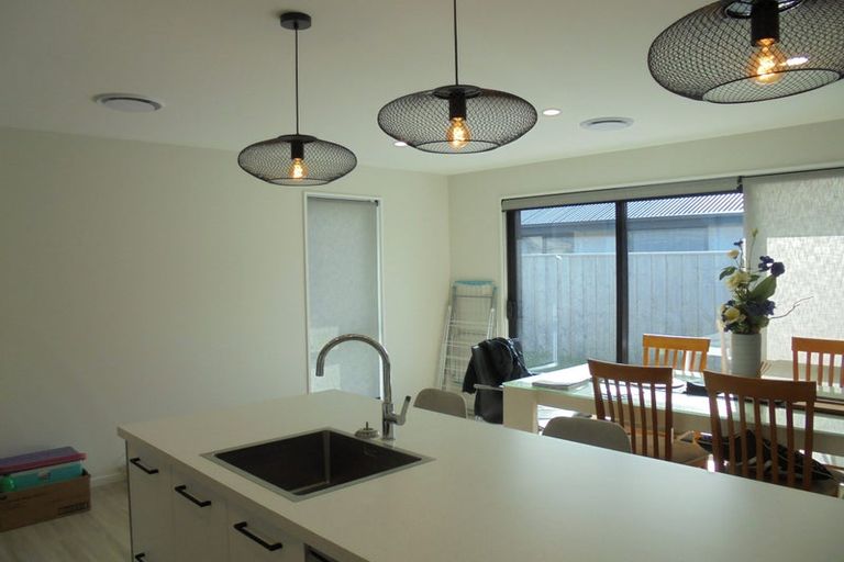 Photo of property in 5 Wykes Place, Amberley, 7410