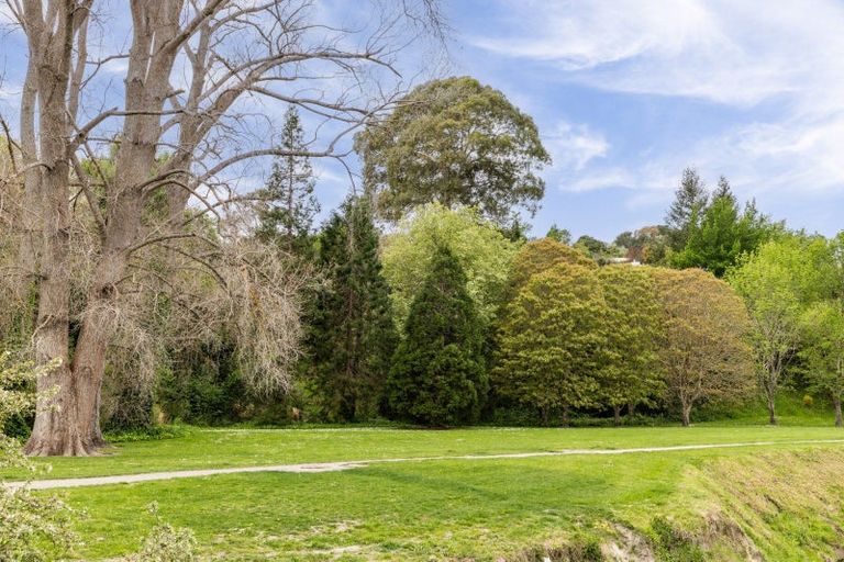 Photo of property in 15 Keirunga Road, Havelock North, 4130