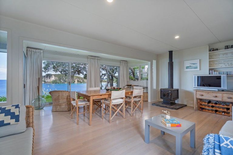 Photo of property in 24 Panorama Avenue, Ferry Landing, Whitianga, 3591