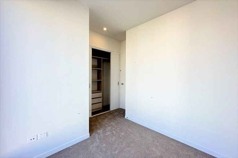 Photo of property in 3 Porowha Road, Westgate, Auckland, 0814