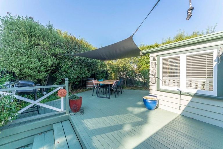 Photo of property in 10 Tamatea Road, Taupo, 3330