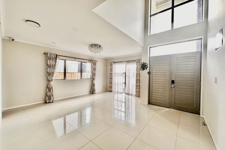 Photo of property in 12 Kilcadden Drive, Flat Bush, Auckland, 2019