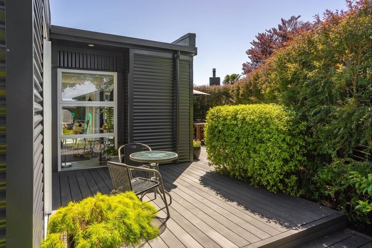 Photo of property in 33 Mcmaster Street, Greytown, 5712