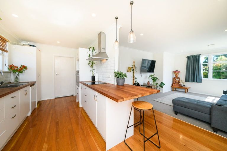 Photo of property in 140 Rangiora Avenue, Roslyn, Palmerston North, 4414