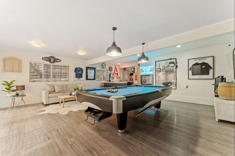 Photo of property in 19 Thistle Terrace, Omaha, 0986
