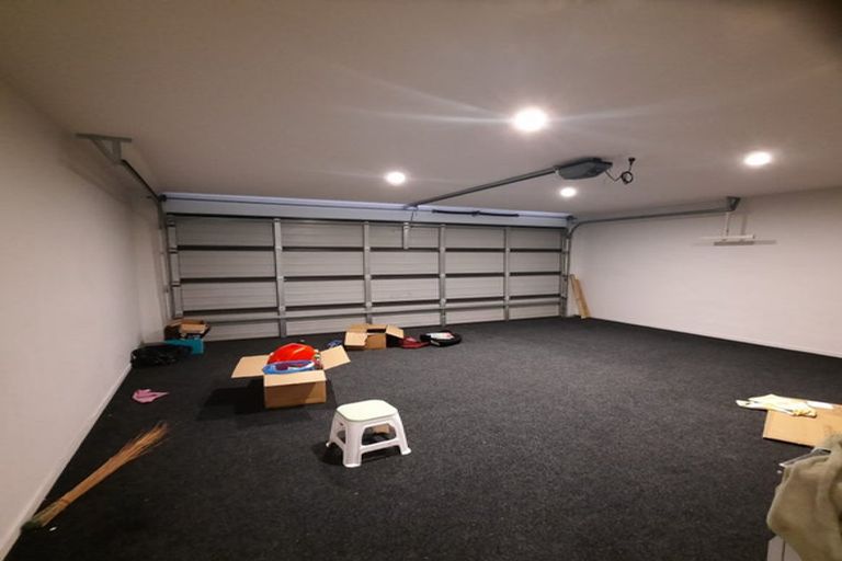 Photo of property in 4/60 Hayfield Way, Karaka, Papakura, 2580