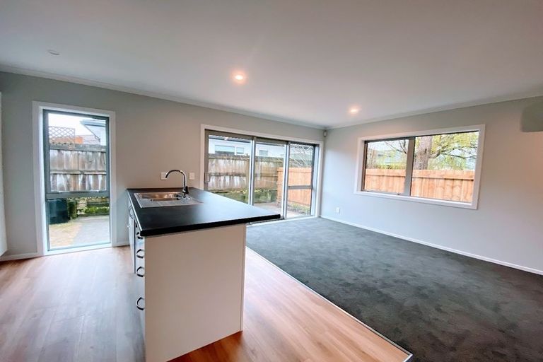 Photo of property in 9b Fitzherbert Road, Wainuiomata, Lower Hutt, 5014