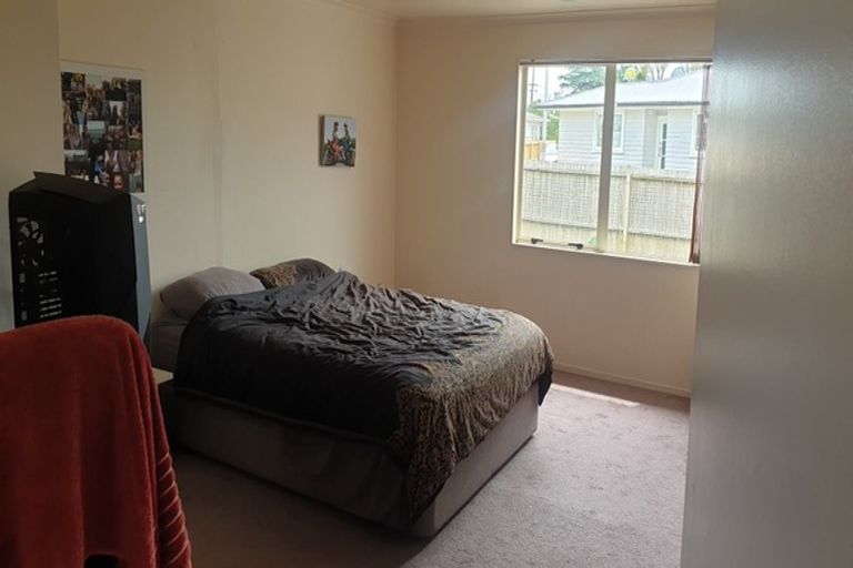 Photo of property in 39a Sheehan Avenue, Papakura, 2110