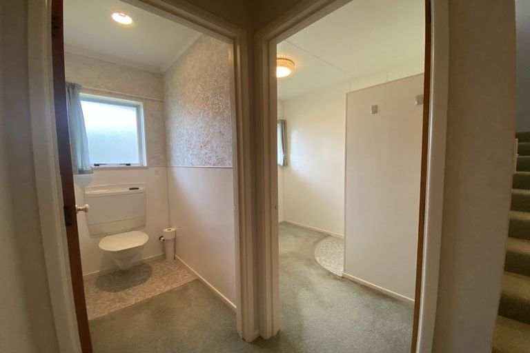 Photo of property in 2/225 Mangorei Road, Merrilands, New Plymouth, 4312