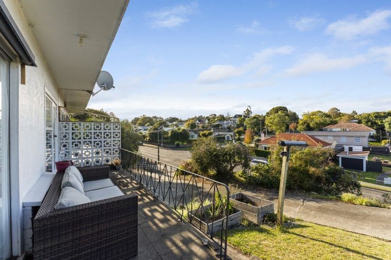 Photo of property in 73b Great North Road, Saint Johns Hill, Whanganui, 4501