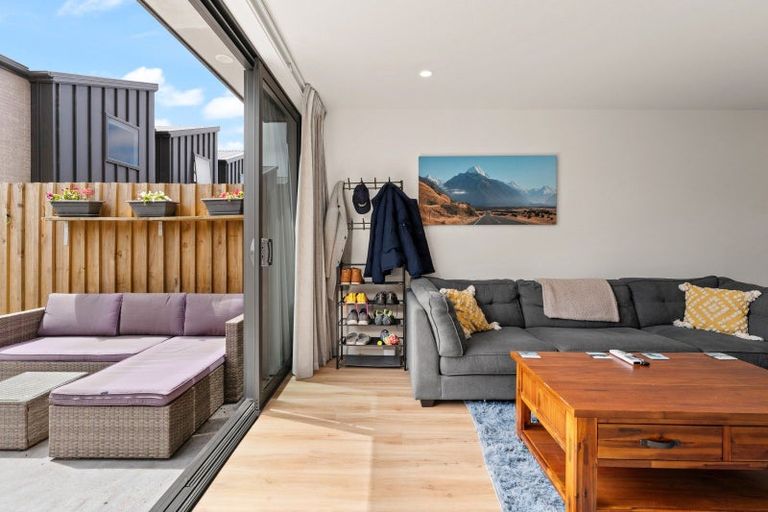 Photo of property in 16 Dallas Lane, Caversham, Dunedin, 9012