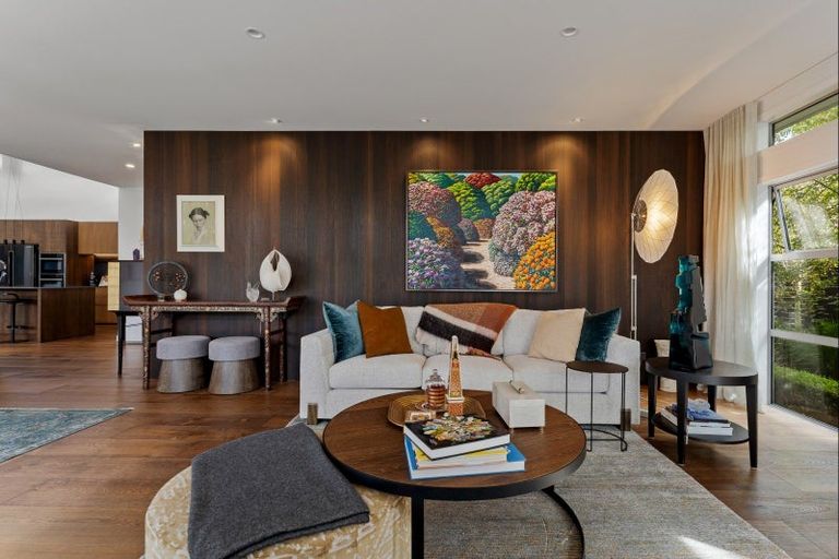 Photo of property in 10 Oystercatcher Lane, Point Wells, 0986