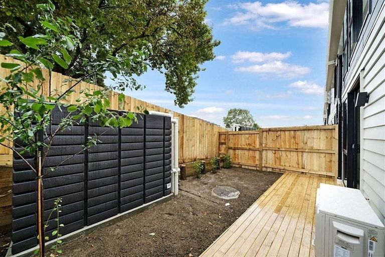 Photo of property in 4/103 Portage Road, New Lynn, Auckland, 0600