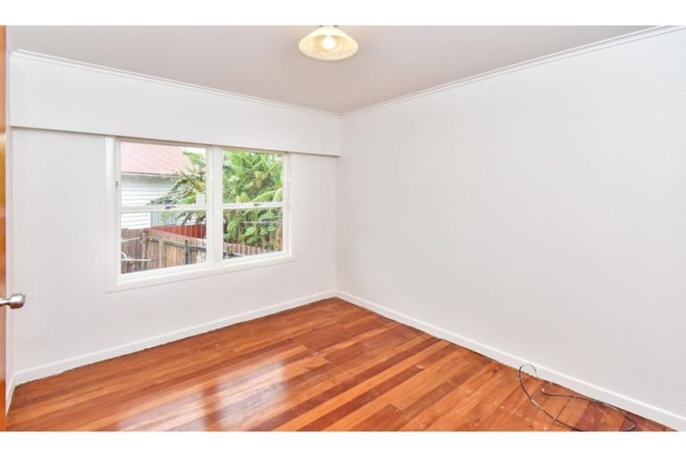 Photo of property in 20a Hillcrest Road, Papatoetoe, Auckland, 2025