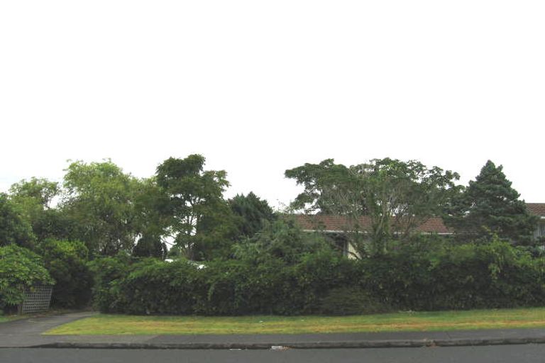 Photo of property in 2/309 Sunset Road, Sunnynook, Auckland, 0632