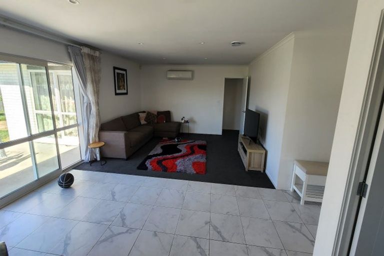 Photo of property in 8 Derwent Place, Flagstaff, Hamilton, 3210