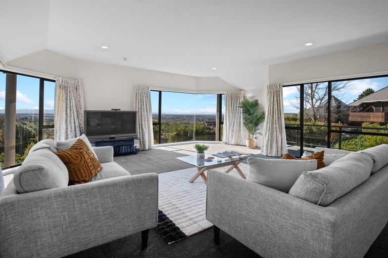 Photo of property in 9 Petworth Place, Westmorland, Christchurch, 8025