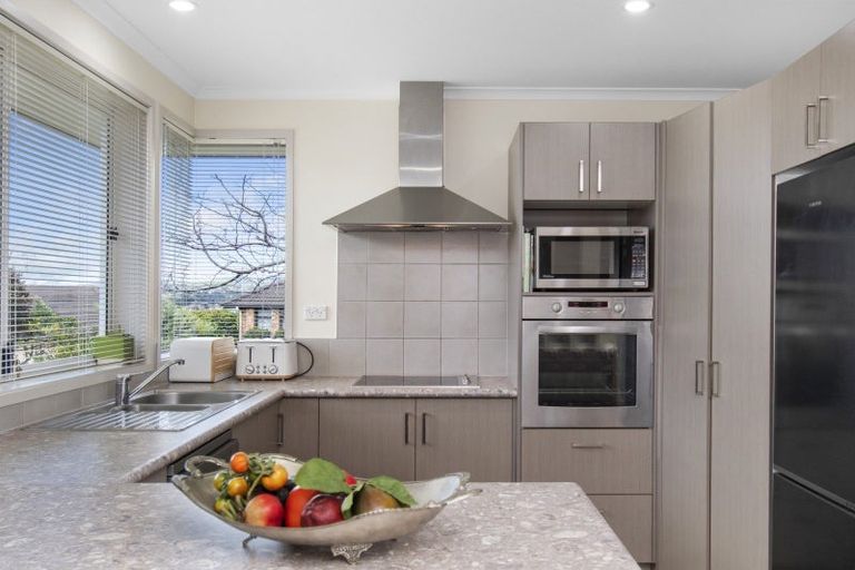 Photo of property in 27 Galloway Crescent, Pyes Pa, Tauranga, 3112