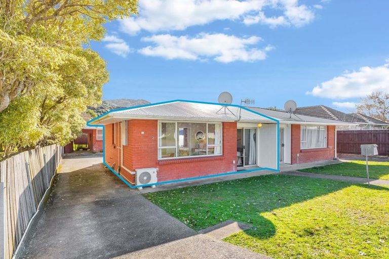 Photo of property in 2/46 Wood Street, Wainuiomata, Lower Hutt, 5014