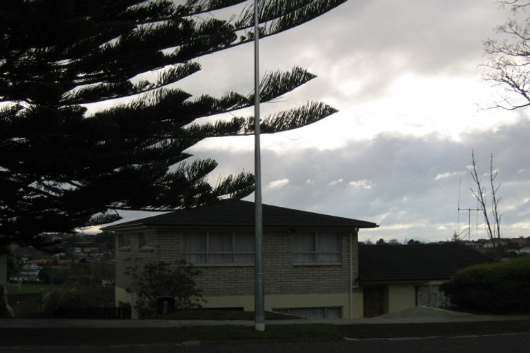 Photo of property in 84 Poaka Avenue, Dinsdale, Hamilton, 3204