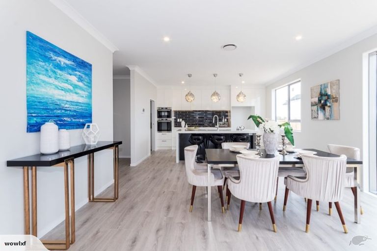 Photo of property in 9 Takurua Terrace, Orewa, 0931