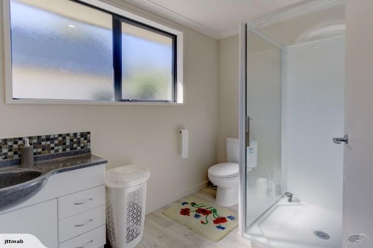 Photo of property in 26 Penrith Park Drive, Wanaka, 9305