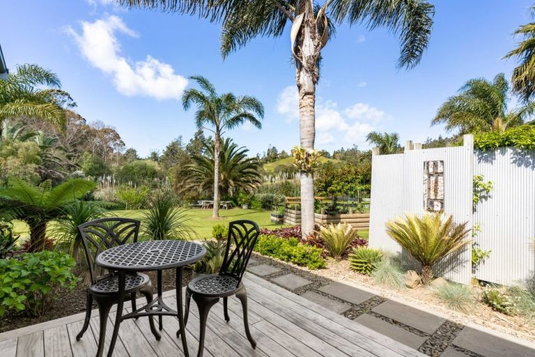 Photo of property in 14 Titoki Lane, Whangamata, 3691