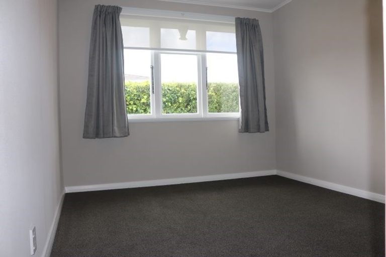 Photo of property in 126 Limbrick Street, Terrace End, Palmerston North, 4410