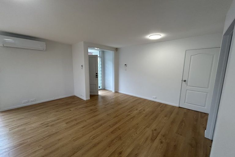 Photo of property in 1/22 Nile Road, Milford, Auckland, 0620