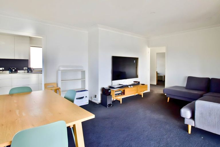 Photo of property in 1/18 Sydney Street, Hauraki, Auckland, 0622