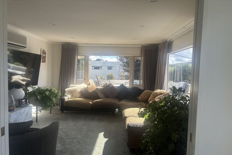 Photo of property in 118a Seaview Road, Paraparaumu Beach, Paraparaumu, 5032