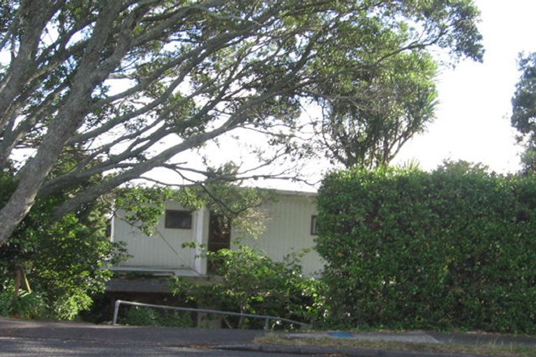 Photo of property in 34 Monarch Avenue, Hillcrest, Auckland, 0627