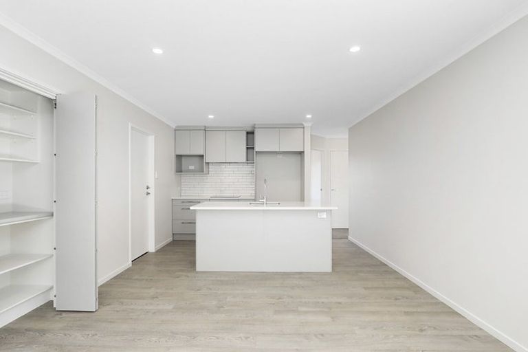 Photo of property in 58 Leathem Crescent, Pokeno, 2402