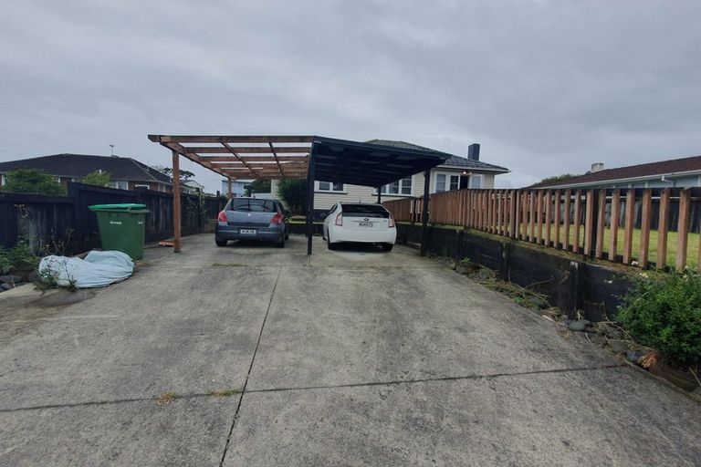 Photo of property in 18b Hollowout Street, Takanini, 2112