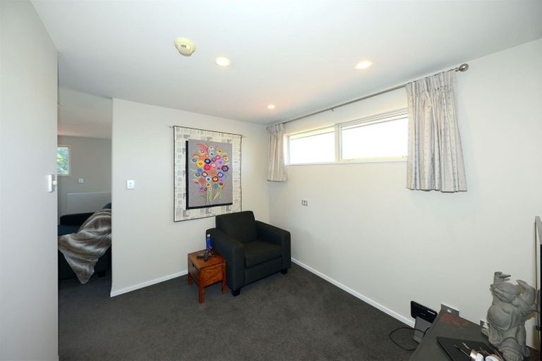 Photo of property in 299 Withells Road, Avonhead, Christchurch, 8042