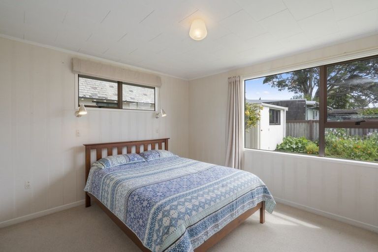 Photo of property in 22 Standish Street, Westown, New Plymouth, 4310