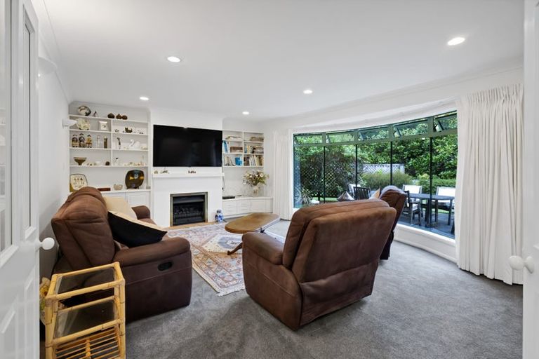 Photo of property in 9 Adam Lile Drive, Highlands Park, New Plymouth, 4312