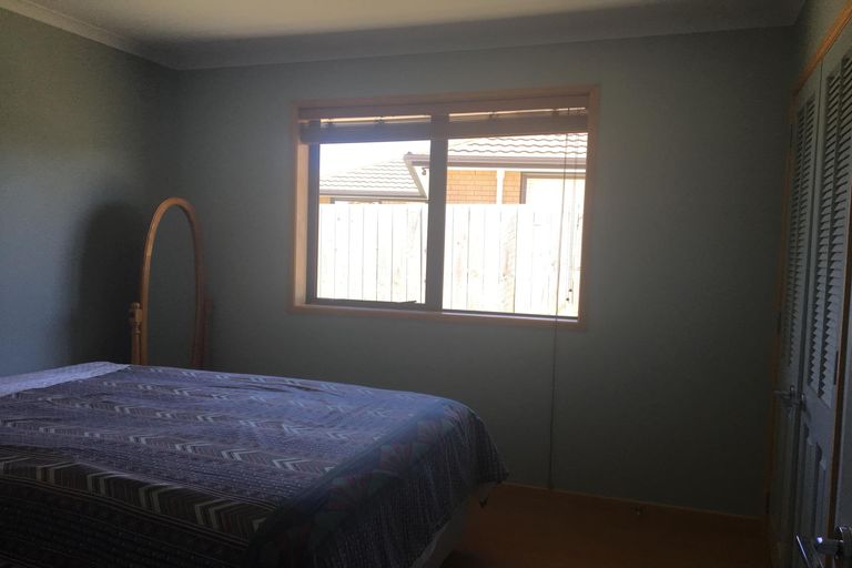 Photo of property in 2 Mooring Close, Haruru, 0204