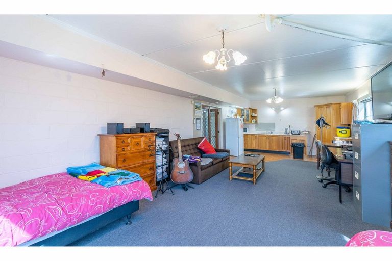 Photo of property in 127 Centre Street, Heidelberg, Invercargill, 9812