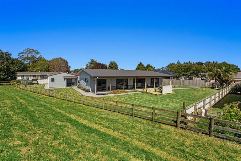 Photo of property in 6 Olive Grove, Edgecumbe, 3120