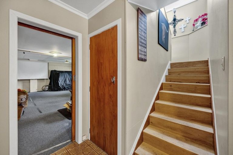 Photo of property in 1 Koromiko Street, Inglewood, 4330