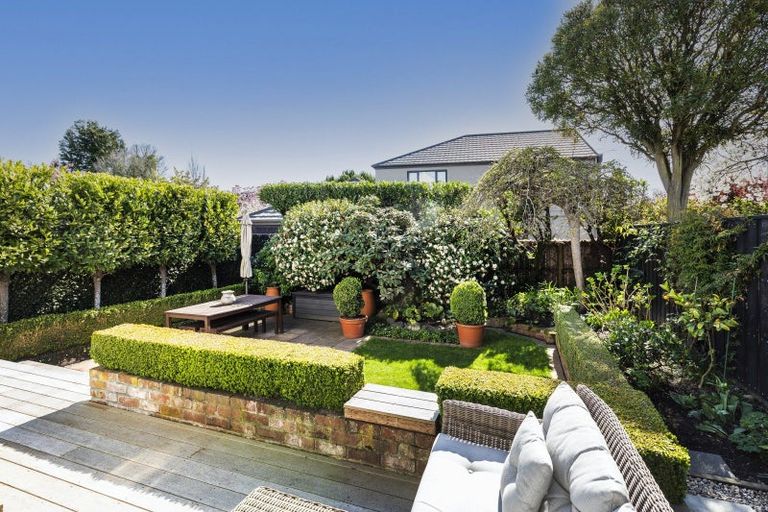 Photo of property in 2/6 Lloyd Street, Strowan, Christchurch, 8052