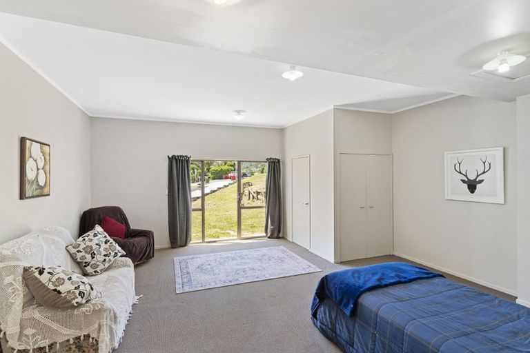 Photo of property in 11 Donald Place, Stillwater, Silverdale, 0993